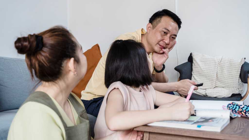 Vì sao nhiều phụ huynh đồng hành nhưng con vẫn không tiến bộ?